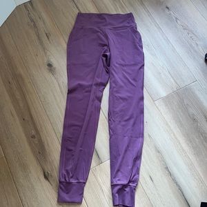 Lululemon legging, joggers size 4